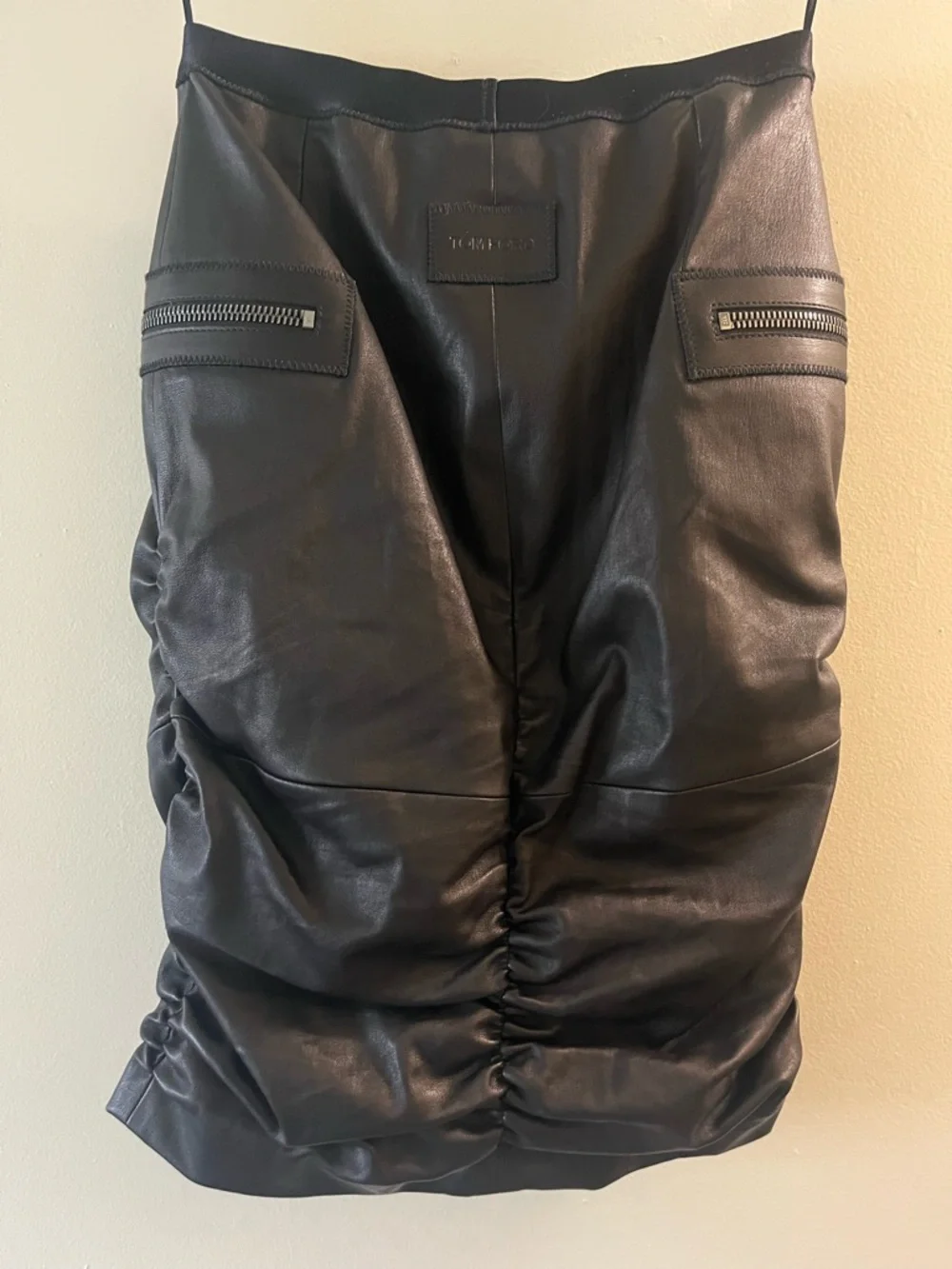 Tom Ford leather skirt - Picture 2 of 7
